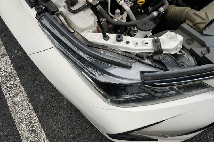 Used Toyota Corolla 2024 1.8L Smart Electric Hybrid Dual-Engine Pioneer Edition Right Front Headlight