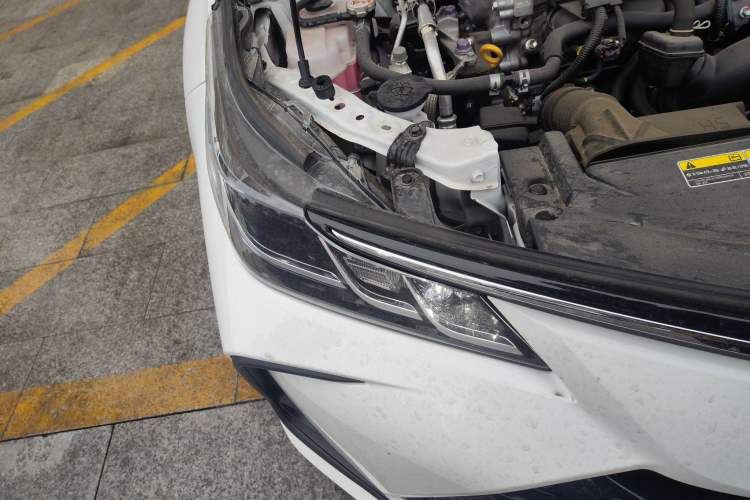 Used Toyota Corolla 2024 1.8L Smart Electric Hybrid Dual-Engine Elite Edition Right Front Headlight