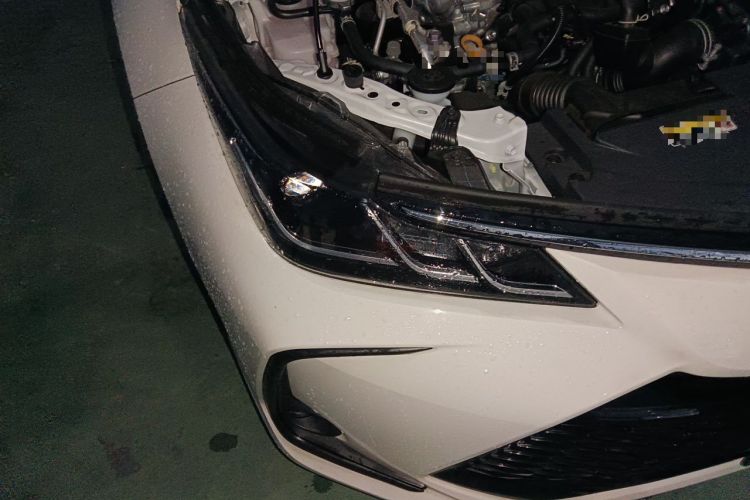 Used Toyota Corolla 2024 1.8L Smart Electric Hybrid Dual-Engine Elite Edition Right Front Headlight