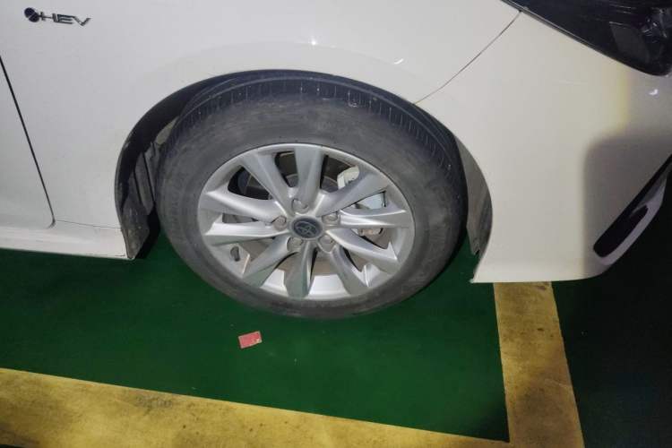 Used Toyota Corolla 2024 1.8L Smart Electric Hybrid Dual-Engine Elite Edition Right Front Wheel Hub