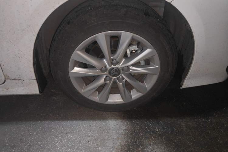 Used Toyota Corolla 2024 1.8L Smart Electric Hybrid Dual-Engine Elite Edition Right Front Wheel Hub