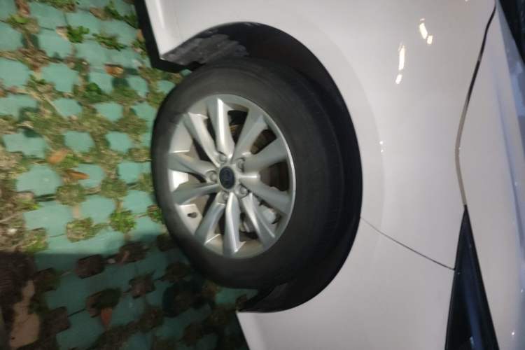 Used Toyota Corolla 2024 1.2T Elite Edition Right Front Wheel Hub