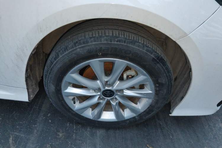Used Toyota Corolla 2024 1.8L Smart Electric Hybrid Dual-Engine Elite Edition Right Front Wheel Hub