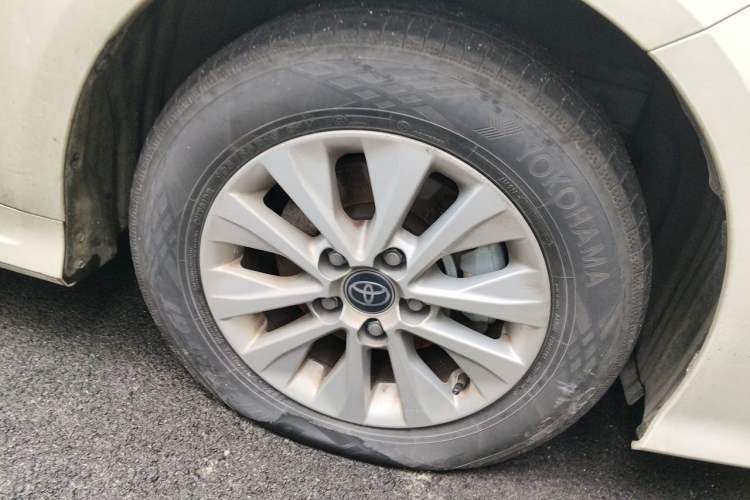 Used Toyota Corolla 2024 1.8L Smart Electric Hybrid Dual-Engine Pioneer Edition Right Front Wheel Hub