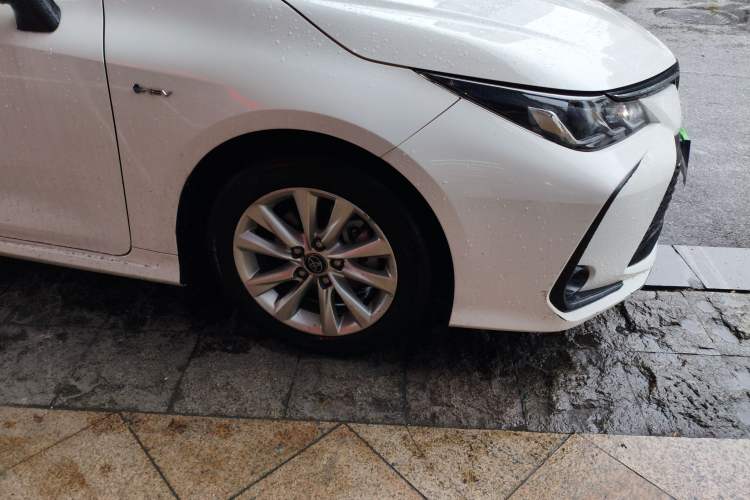 Used Toyota Corolla 2024 1.8L Smart Electric Hybrid Dual-Engine Elite Edition Right Front Wheel Hub