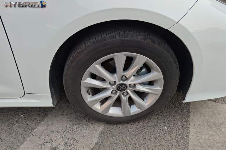 Used Toyota Corolla 2024 1.8L Smart Electric Hybrid Dual-Engine Elite Edition Right Front Wheel Hub
