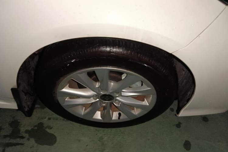 Used Toyota Corolla 2024 1.8L Smart Electric Hybrid Dual-Engine Elite Edition Right Front Wheel Hub