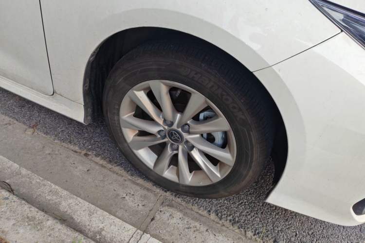 Used Toyota Corolla 2024 1.8L Smart Electric Hybrid Dual-Engine Elite Edition Right Front Wheel Hub
