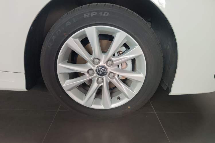Used Toyota Corolla 2024 1.8L Smart Electric Hybrid Dual-Engine Elite Edition Right Front Wheel Hub