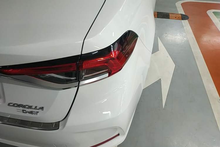 Used Toyota Corolla 2024 1.2T Elite Edition Right Rear Taillight