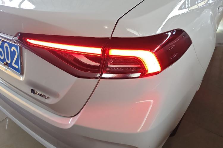 Used Toyota Corolla 2024 1.8L Smart Electric Hybrid Dual-Engine Elite Edition Right Rear Taillight