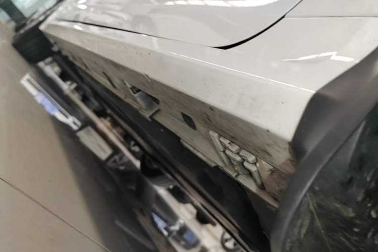 Used Toyota Corolla 2024 1.8L Smart Electric Hybrid Dual-Engine Elite Edition Right Side Sill