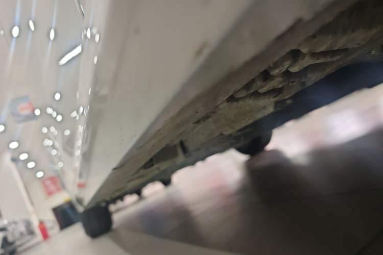 Used Toyota Corolla 2024 1.8L Smart Electric Hybrid Dual-Engine Pioneer Edition Right Side Sill