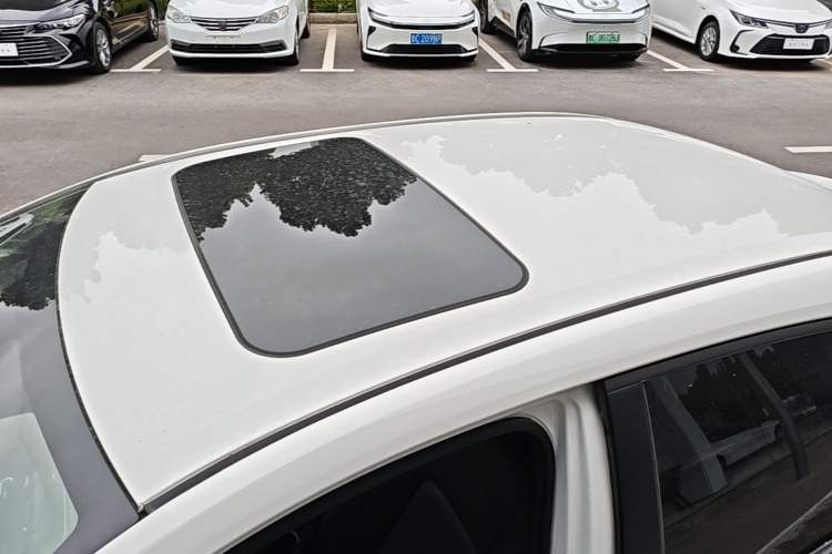 Used Toyota Corolla 2024 1.8L Smart Electric Hybrid Dual-Engine Elite Edition Roof