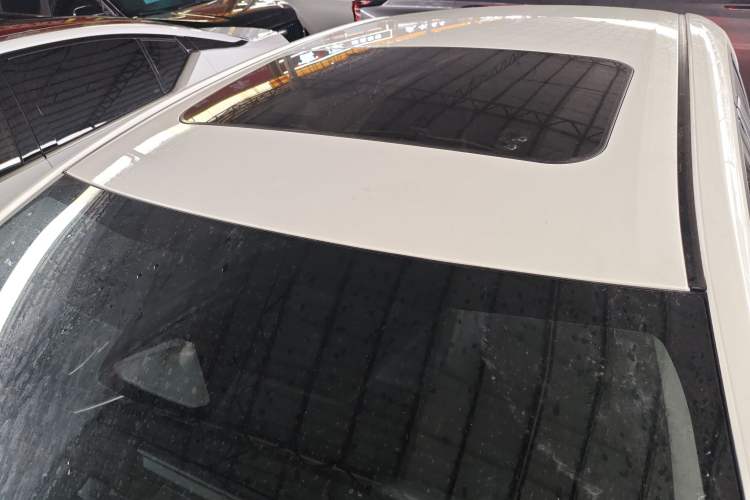 Used Toyota Corolla 2024 1.8L Smart Electric Hybrid Dual-Engine Elite Edition Roof