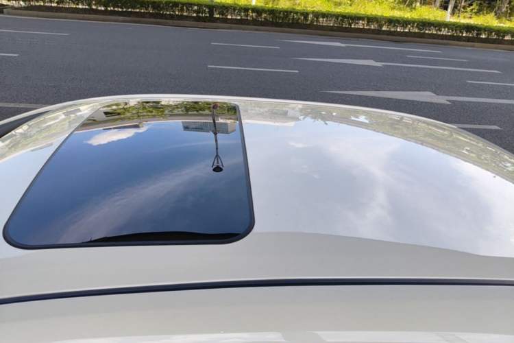 Used Toyota Corolla 2024 1.8L Smart Electric Hybrid Dual-Engine Elite Edition Roof