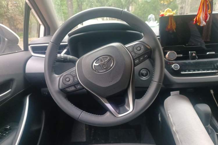 Used Toyota Corolla 2024 1.8L Smart Electric Hybrid Dual-Engine Elite Edition Steering Wheel