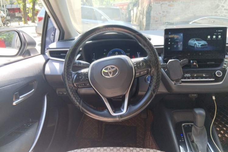 Used Toyota Corolla 2024 1.8L Smart Electric Hybrid Dual-Engine Pioneer Edition Steering Wheel