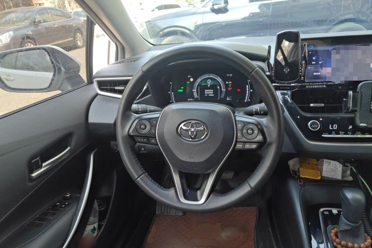 Used Toyota Corolla 2024 1.8L Smart Electric Hybrid Dual-Engine Elite Edition Steering Wheel