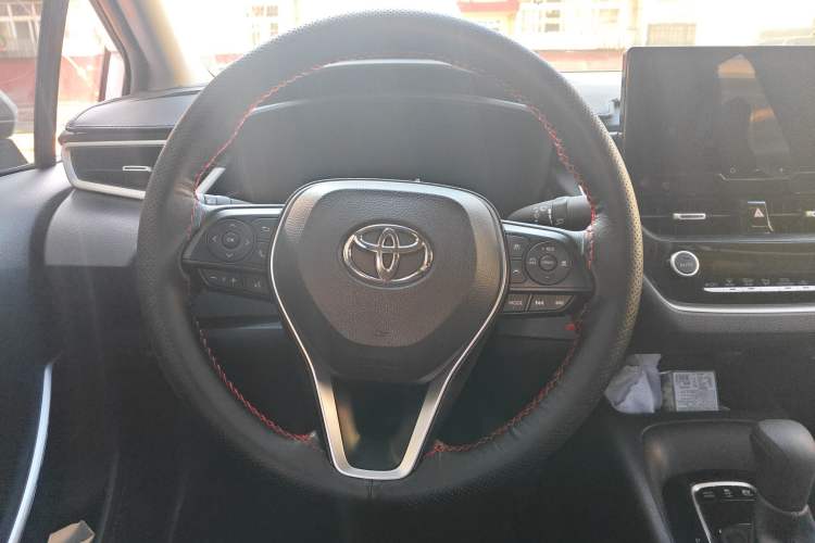 Used Toyota Corolla 2024 1.8L Smart Electric Hybrid Dual-Engine Elite Edition Steering Wheel