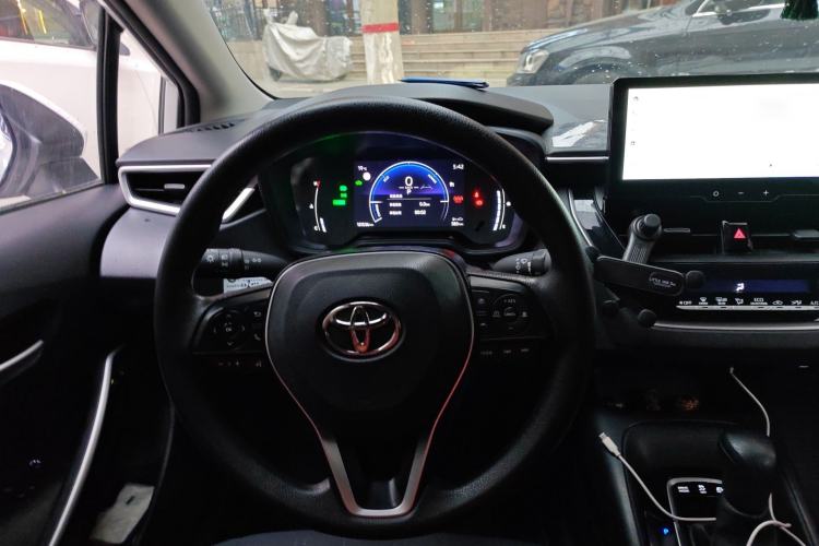 Used Toyota Corolla 2024 1.8L Smart Electric Hybrid Dual-Engine Elite Edition Steering Wheel