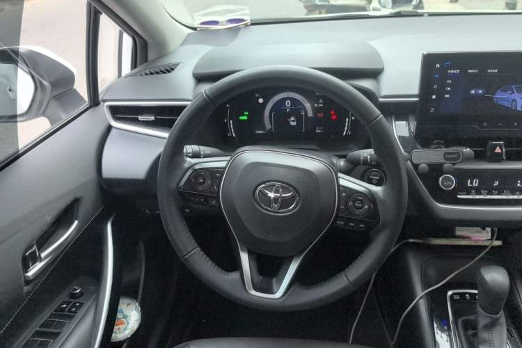 Used Toyota Corolla 2024 1.8L Smart Electric Hybrid Dual-Engine Elite Edition Steering Wheel