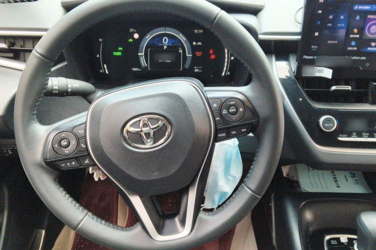 Used Toyota Corolla 2024 1.8L Smart Electric Hybrid Dual-Engine Elite Edition Steering Wheel