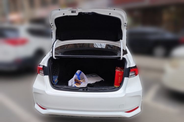Used Toyota Corolla 2024 1.8L Smart Electric Hybrid Dual-Engine Elite Edition Trunk