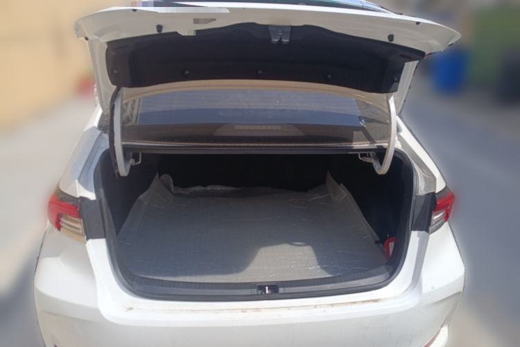 Used Toyota Corolla 2024 1.8L Smart Electric Hybrid Dual-Engine Pioneer Edition Trunk