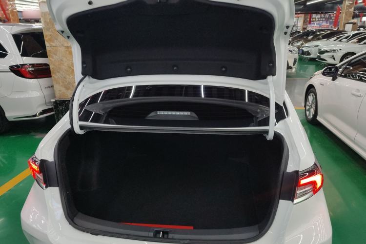 Used Toyota Corolla 2024 1.8L Smart Electric Hybrid Dual-Engine Elite Edition Trunk