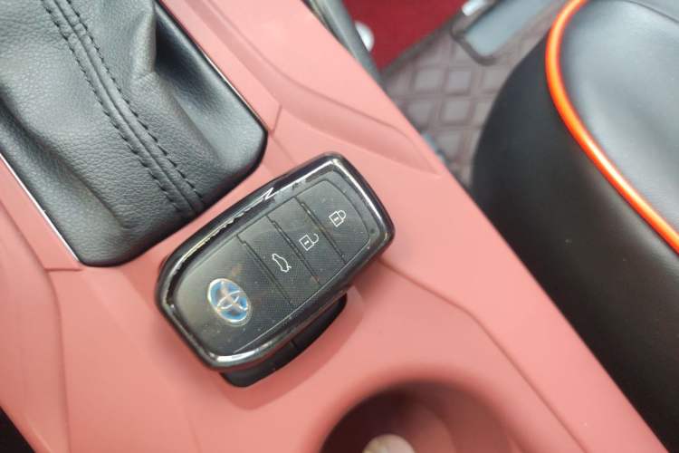 Used Toyota Corolla 2024 1.8L Smart Electric Hybrid Dual-Engine Pioneer Edition Vehicle Key