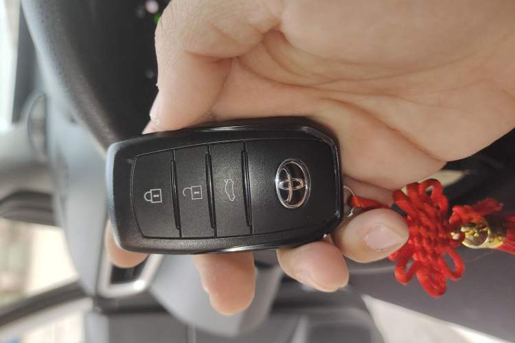Used Toyota Corolla 2024 1.8L Smart Electric Hybrid Dual-Engine Pioneer Edition Vehicle Key