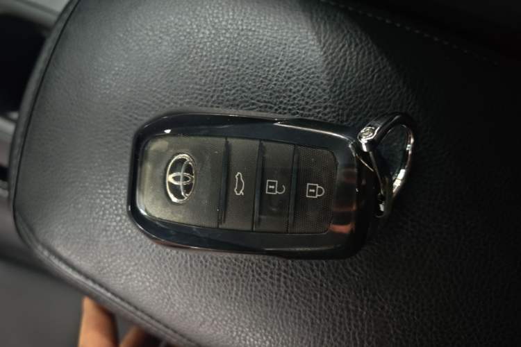 Used Toyota Corolla 2024 1.8L Smart Electric Hybrid Dual-Engine Pioneer Edition Vehicle Key