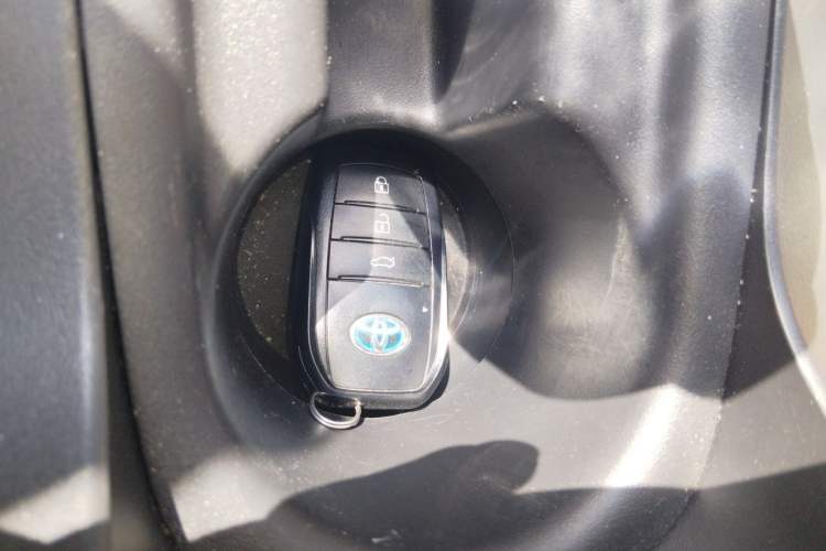 Used Toyota Corolla 2024 1.8L Smart Electric Hybrid Dual-Engine Pioneer Edition Vehicle Key
