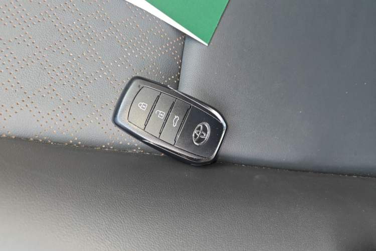 Used Toyota Corolla 2024 1.8L Smart Electric Hybrid Dual-Engine Elite Edition Vehicle Key