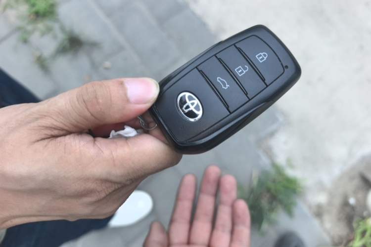 Used Toyota Corolla 2024 1.8L Smart Electric Hybrid Dual-Engine Elite Edition Vehicle Key