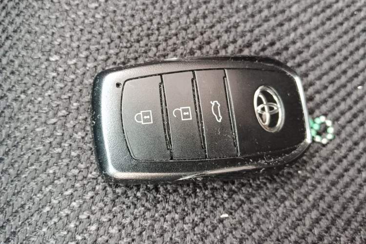 Used Toyota Corolla 2024 1.8L Smart Electric Hybrid Dual-Engine Pioneer Edition Vehicle Key