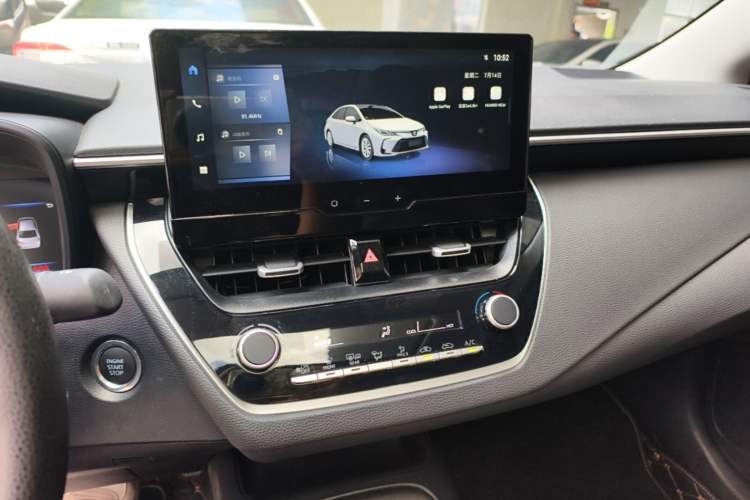 Used Toyota Corolla 2025 Model 1.2T Elite Edition Audio And AC Panel