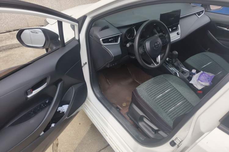Used Toyota Corolla 2025 Model 1.2T Elite Edition Driver Seat