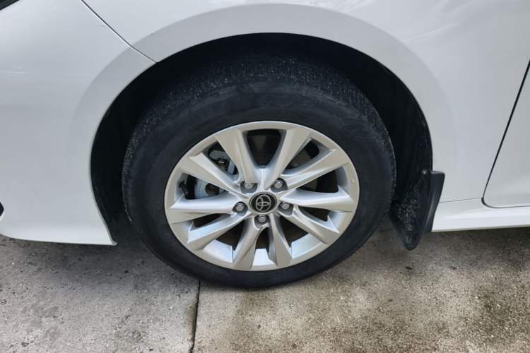 Used Toyota Corolla 2025 Model 1.2T Elite Edition Left Front Wheel Hub