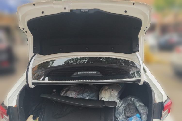 Used Toyota Corolla 2025 Model 1.8L Smart Electric Hybrid Dual-Engine Pioneer Edition Trunk