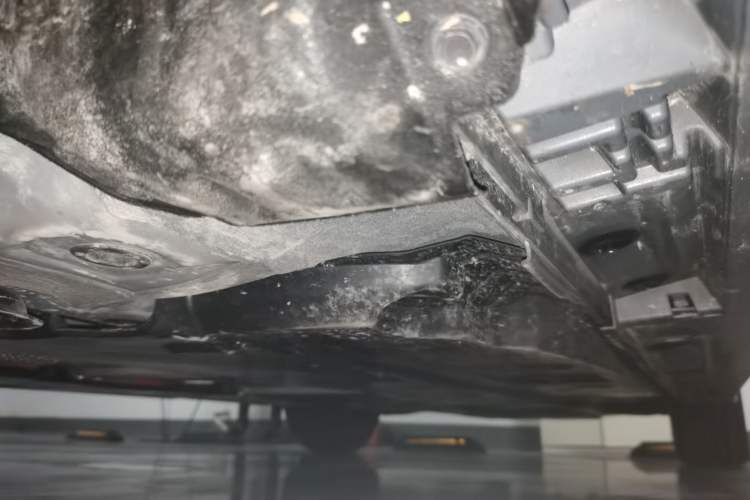 Used Toyota Corolla 2026 Model 1.8L Dual-Engine Elite Edition Chassis Front Left