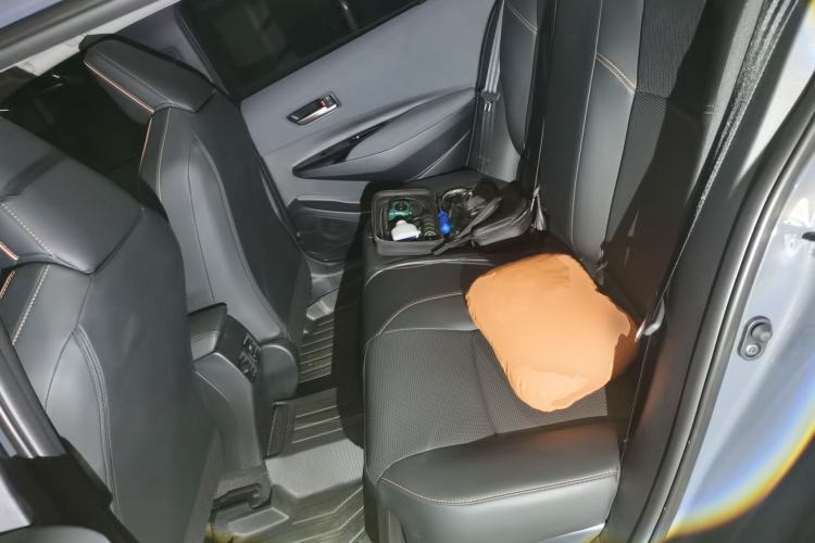 Used Toyota Corolla 2026 Model 1.8L Dual-Engine Elite Edition Left Rear Seat