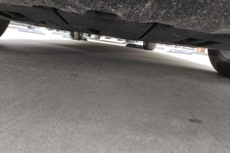 Used Toyota Corolla 2026 Model 1.8L Dual-Engine Elite Edition Chassis Front