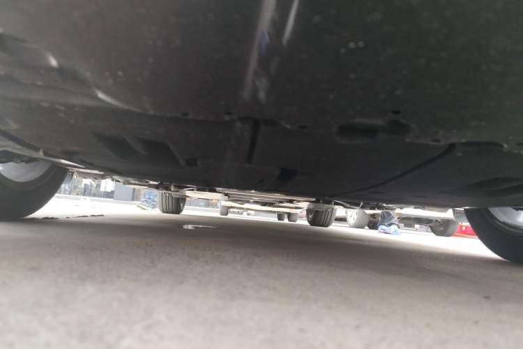 Used Toyota Corolla 2026 Model 1.8L Dual-Engine Elite Edition Chassis Front