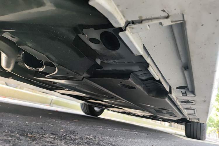 Used Toyota Corolla 2026 Model 1.8L Dual-Engine Elite Edition Chassis Rear Right