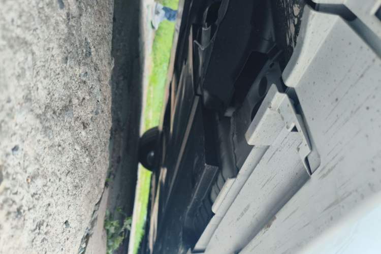 Used Toyota Corolla 2026 Model 1.8L Dual-Engine Elite Edition Chassis Rear Right