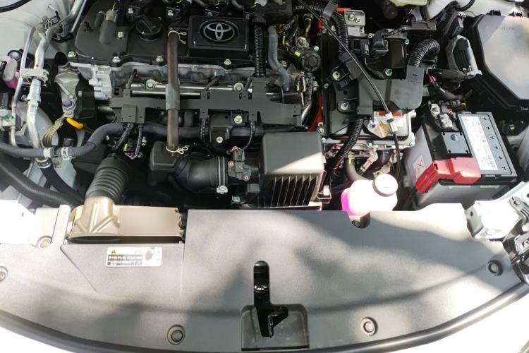 Used Toyota Corolla 2026 Model 1.8L Dual-Engine Elite Edition Engine Bay