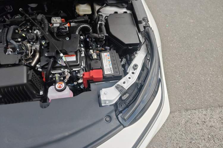 Used Toyota Corolla 2026 Model 1.8L Dual-Engine Pioneer Edition Engine Bay Left