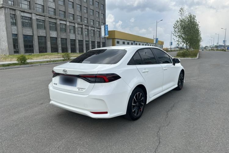 Used Toyota Corolla 2026 Model 1.8L Dual-Engine Elite Edition Exterior 8